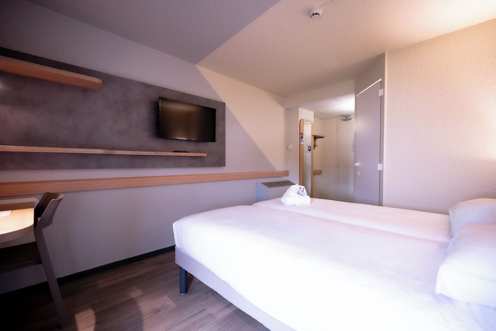 TWIN - Habitación con dos camas individuales del hotel Ibis Budget Metz Sud Augny