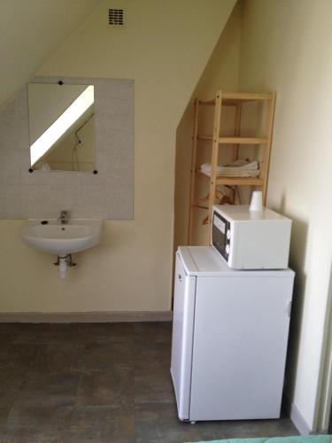 Habitación Doble con baño compartido - 2 camas del hotel Au Royal Mad. Foto 2