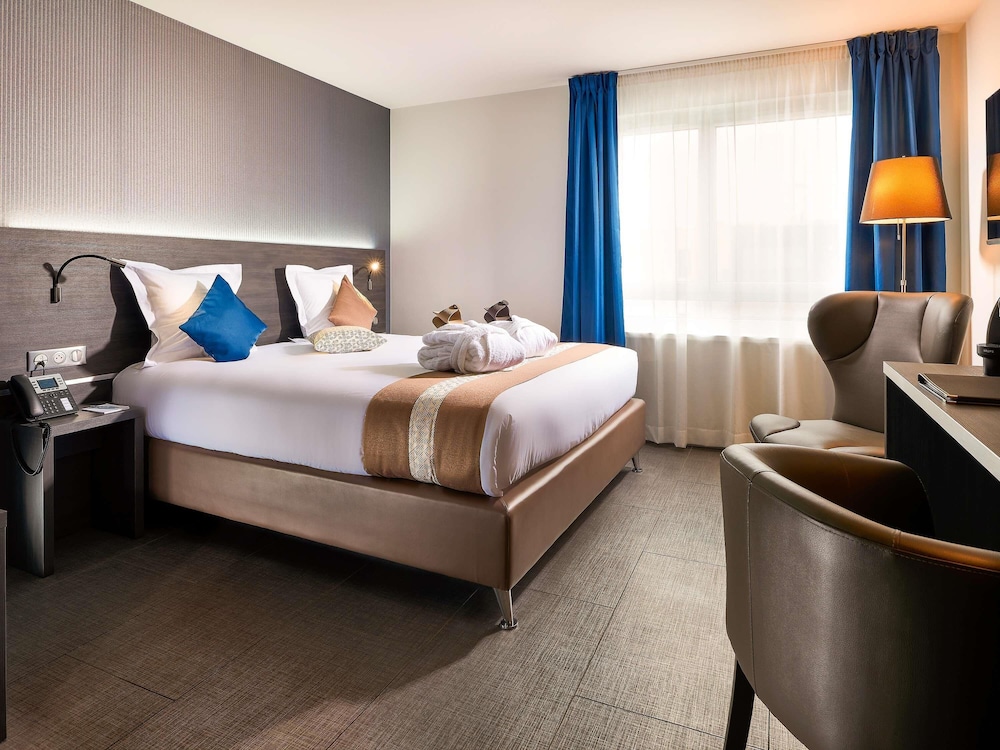 Habitación Privilege - 1 cama doble del hotel Mercure Bale Mulhouse Aeroport. Foto 5