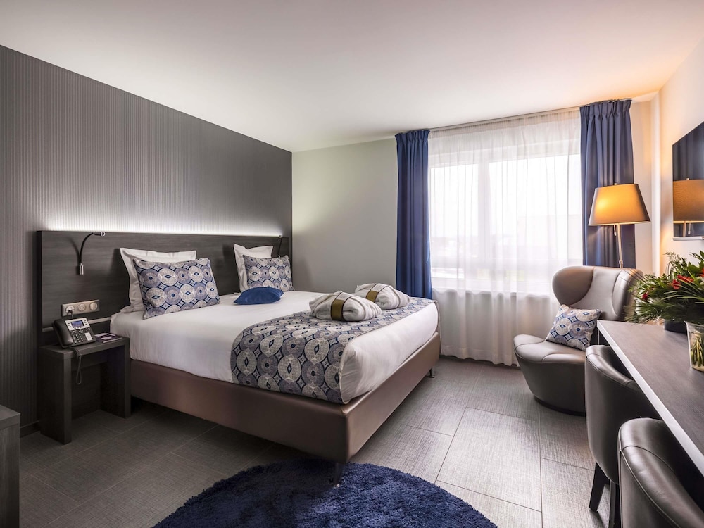 Habitación Privilege - 1 cama doble del hotel Mercure Bale Mulhouse Aeroport. Foto 7