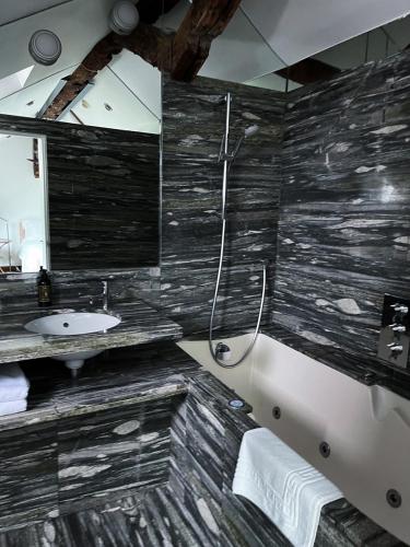 Suite Junior del hotel Boutique Hôtel De La Place Des Vosges