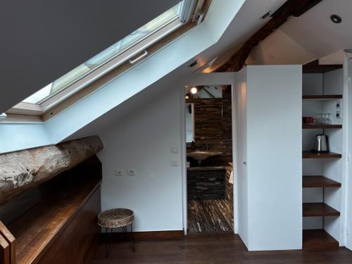 Habitación cuádruple del hotel Boutique Hôtel De La Place Des Vosges. Foto 1