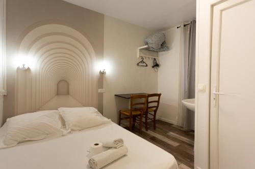 Habitación Doble del hotel De L'europe Belleville. Foto 6