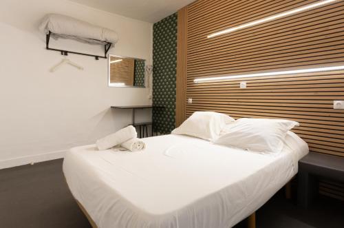 Habitación Doble Deluxe del hotel De L'europe Belleville. Foto 1
