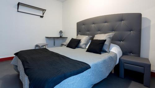 Habitación Doble Deluxe del hotel De L'europe Belleville. Foto 10