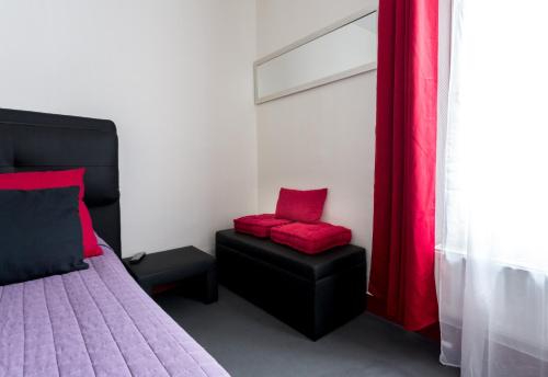 Habitación Doble Deluxe del hotel De L'europe Belleville. Foto 16