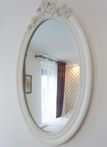 Habitación Triple del hotel De L'europe Belleville. Foto 4