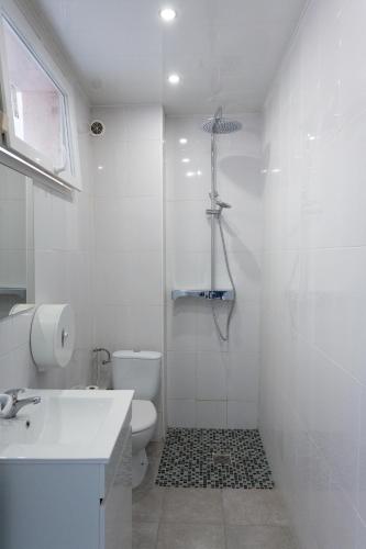 Habitación Triple del hotel De L'europe Belleville. Foto 11