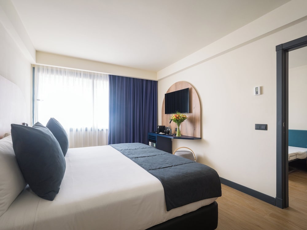 Junior Suite del hotel Sercotel Playa Canteras. Foto 2