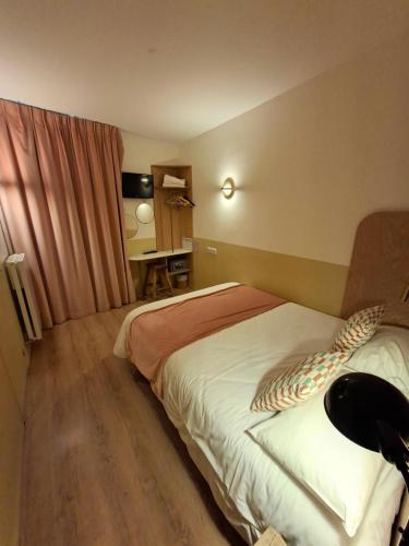 Habitación Individual Deluxe del hotel Caulaincourt Montmartre By Hiphophostels. Foto 3