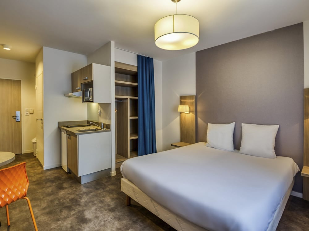 Estudio del hotel Aparthotel Adagio Access Saint Nazaire. Foto 1