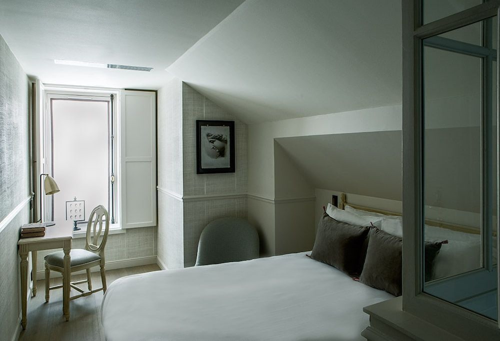 Habitación individual superior del hotel Charles V. Foto 1