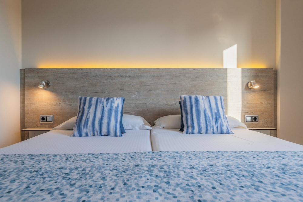 Apartamento (Quintuple) del hotel Leonardo Royal Mallorca Palmanova Bay. Foto 4
