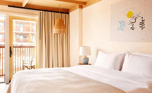 Alojamiento Dune con patio - Cama extragrande del hotel Marram. Foto 6