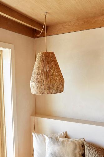 Alojamiento con cama extragrande adaptado para personas con discapacidad del hotel Marram. Foto 6