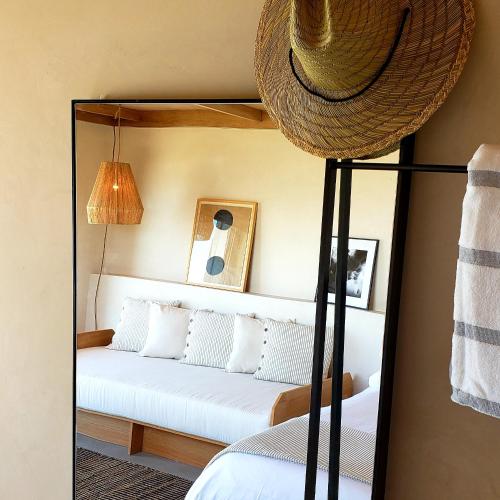 Habitación Courtyard con cama extragrande del hotel Marram. Foto 1