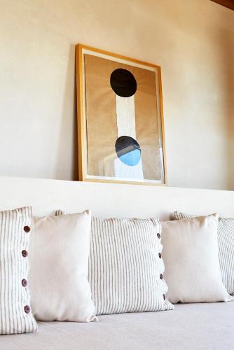 Alojamiento con patio y balcón - Cama extragrande del hotel Marram