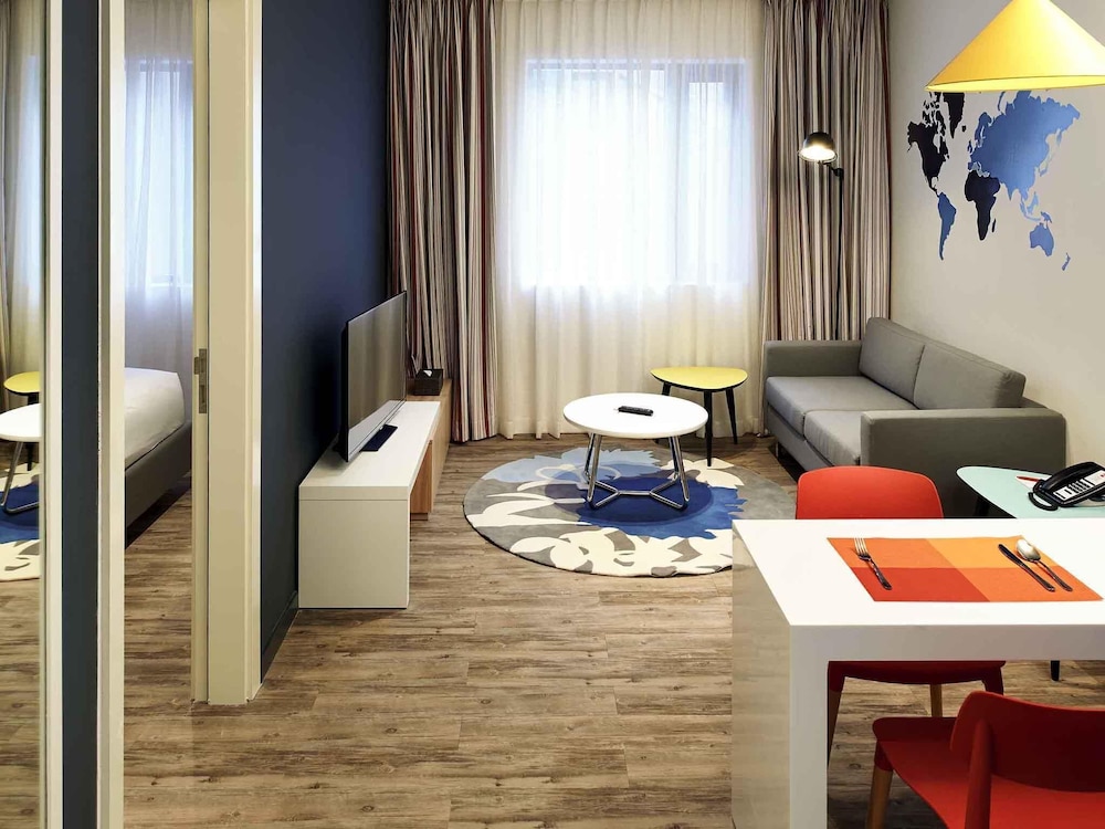 Estudio con cama Queen del hotel Ibis Saigon Airport. Foto 3