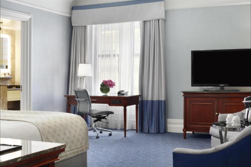 Habitación Doble Fairmont Gold con vistas a la ciudad o a la fachada interior - 2 camas dobles del hotel Fairmont Copley Plaza, Boston. Foto 4