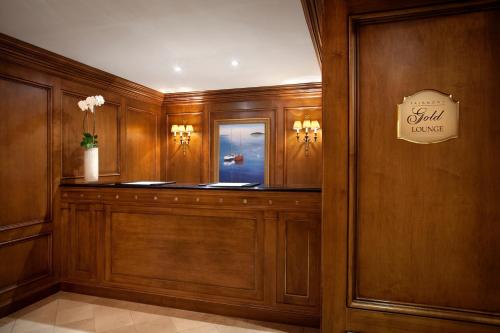 Suite Estudio Fairmont Gold con cama extragrande del hotel Fairmont Copley Plaza, Boston. Foto 1