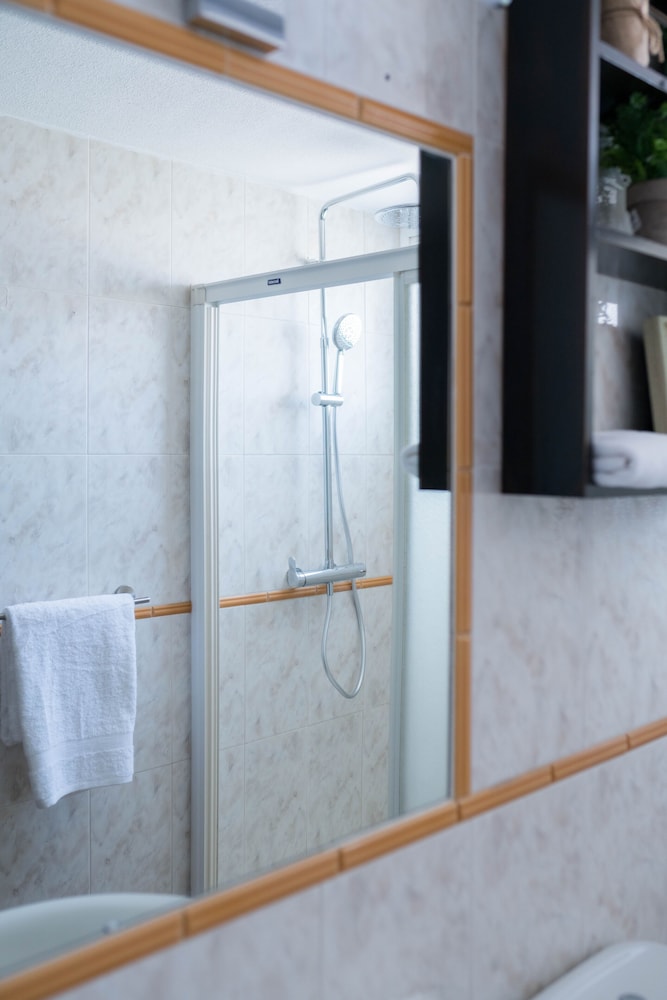 Habitación con 2 camas individuales del hotel Ventus. Foto 20