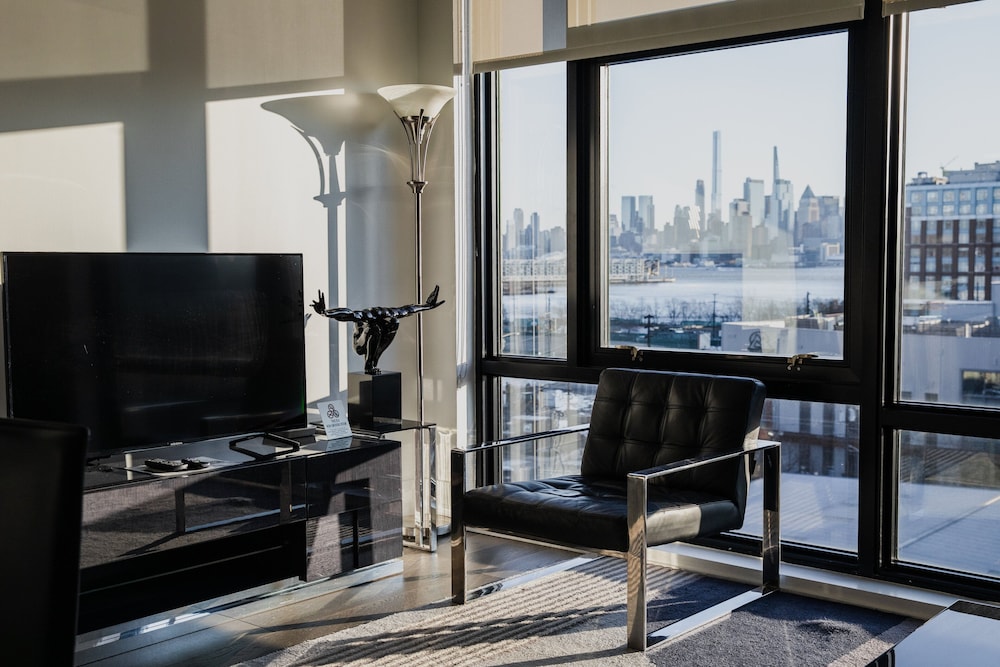 Apartamento Premium, 2 habitaciones, vistas a la ciudad del hotel Dharma Home Suites Hoboken At Novia