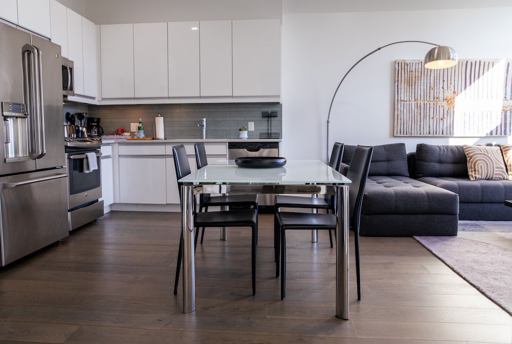 Apartamento Premium, 2 habitaciones, vistas a la ciudad del hotel Dharma Home Suites Hoboken At Novia. Foto 14