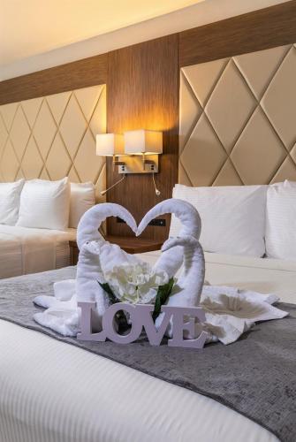 Habitación Doble Royal con cama grande - Adaptada para personas con discapacidad - HROYQ del hotel Palazzo Lakeside. Foto 2
