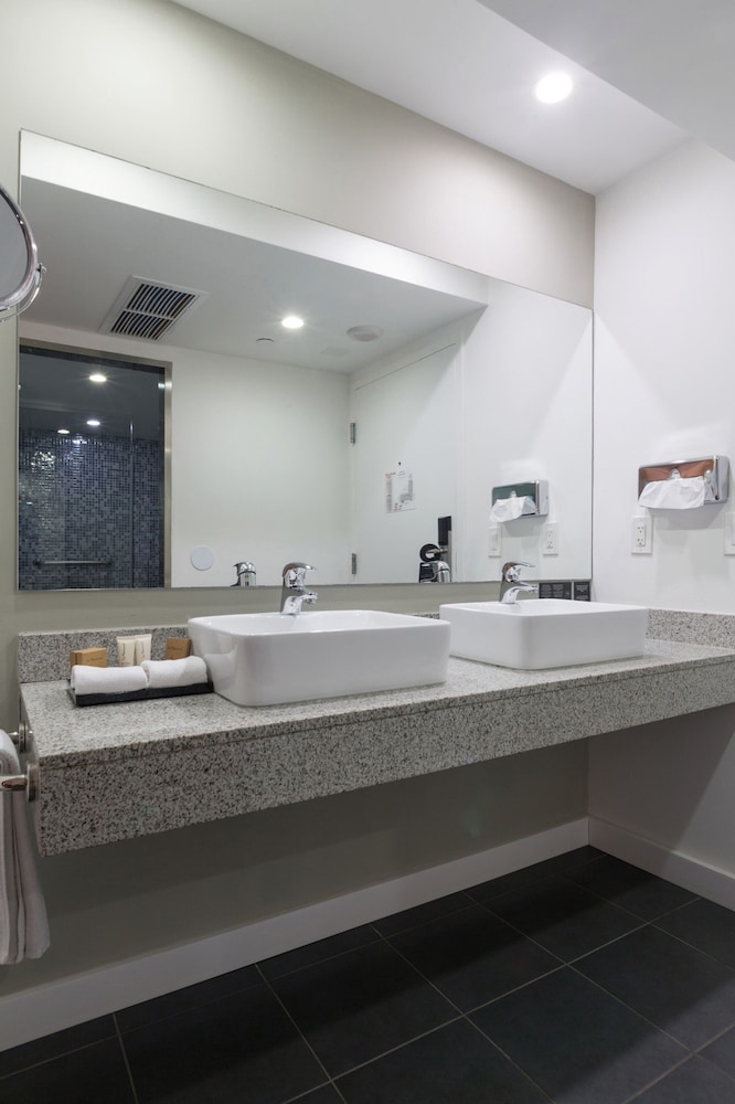 Deluxe Hotwire ROH del hotel Riu Plaza Miami Beach. Foto 2