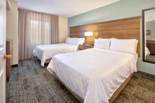 Suite de 1 dormitorio - 2 camas dobles del hotel Staybridge Suites Corning. Foto 2