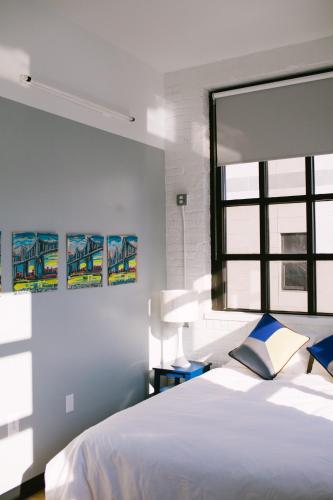 Habitación Doble con baño privado del hotel The Local -. Foto 7