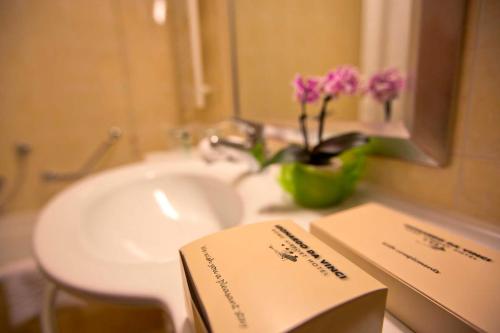 Habitación Doble adaptada para personas con movilidad reducida del hotel Mercure Rome Leonardo Da Vinci Airport. Foto 5