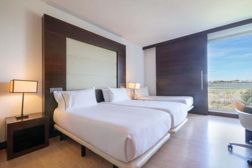 Habitación Triple del hotel Eurostars I-hotel. Foto 1