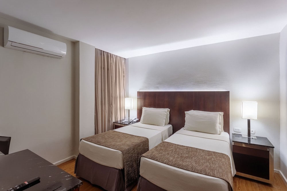 Habitación superior con 2 camas individuales, 2 camas individuales del hotel Orla Copacabana