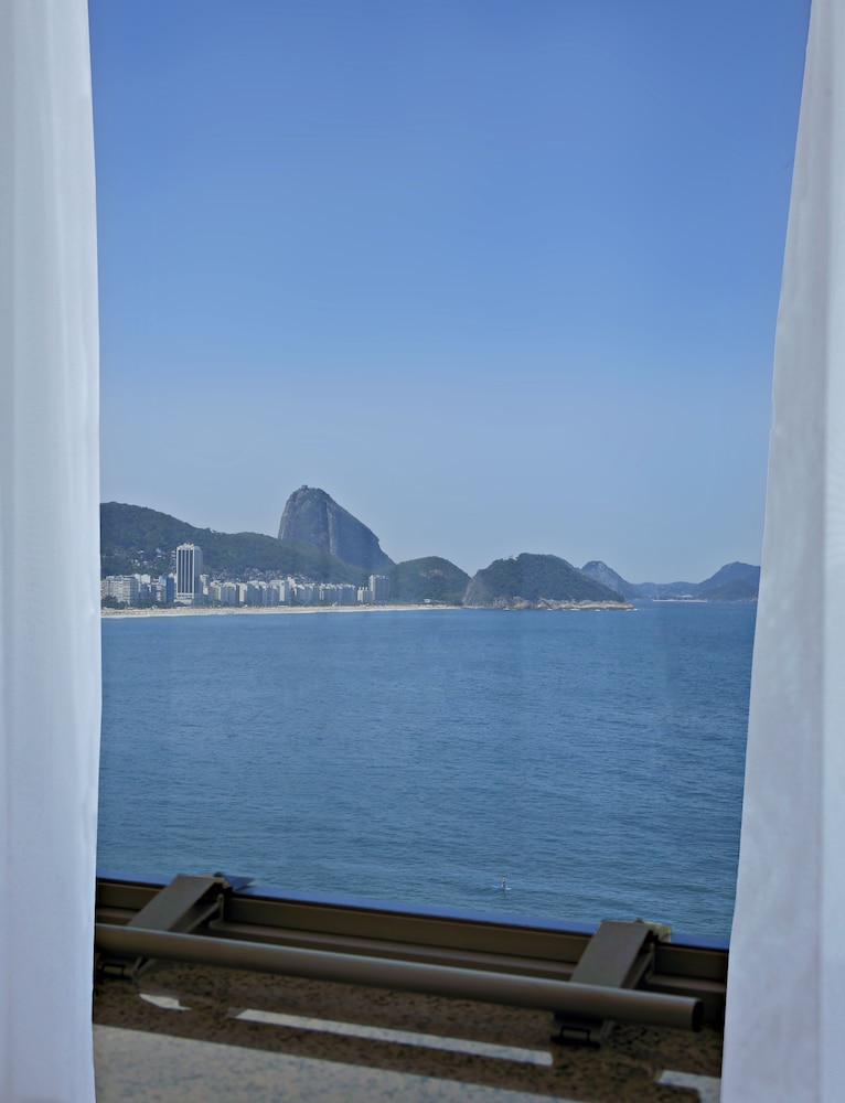 Habitación Deluxe con 2 camas individuales, 2 camas individuales, vistas al mar del hotel Orla Copacabana. Foto 3