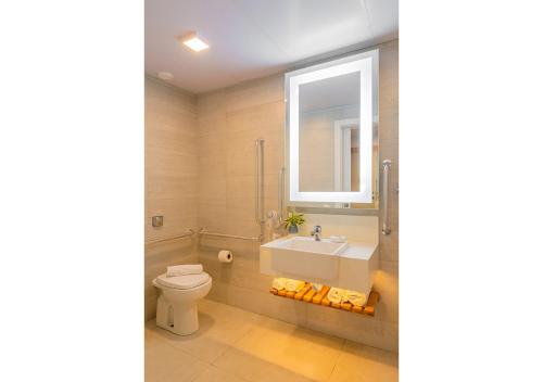 Habitación Doble Superior - Adaptada para personas de movilidad reducida del hotel Praiano. Foto 1