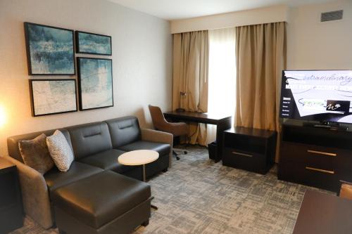 Estudio con cama extragrande del hotel Residence Inn Long Island Islip/Courthouse Complex. Foto 1