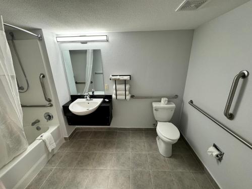 Habitación con 2 camas grandes - adaptada para personas de movilidad reducida - para no fumadores del hotel 6 Syracuse. Foto 1