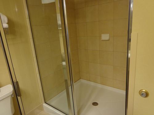 Suite con cama grande - Accesible para personas de movilidad reducida del hotel Country Inn & Suites by Radisson, Buffalo South I-90. Foto 1