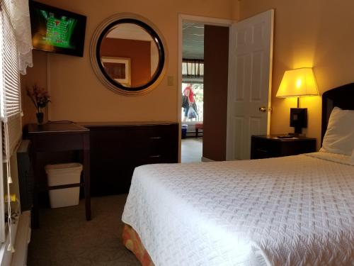 Suite de 2 dormitorios del hotel Lido Lake George. Foto 24