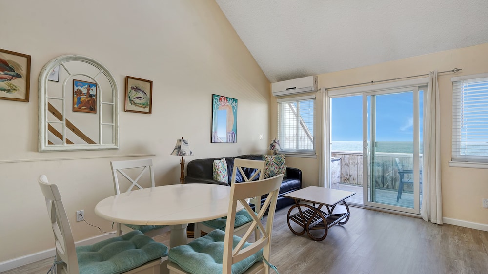 Estudio Superior Con Cocina 1 Cama queen Vista Bahía Sofá Cama incluido del hotel Sun And Sound Montauk. Foto 2