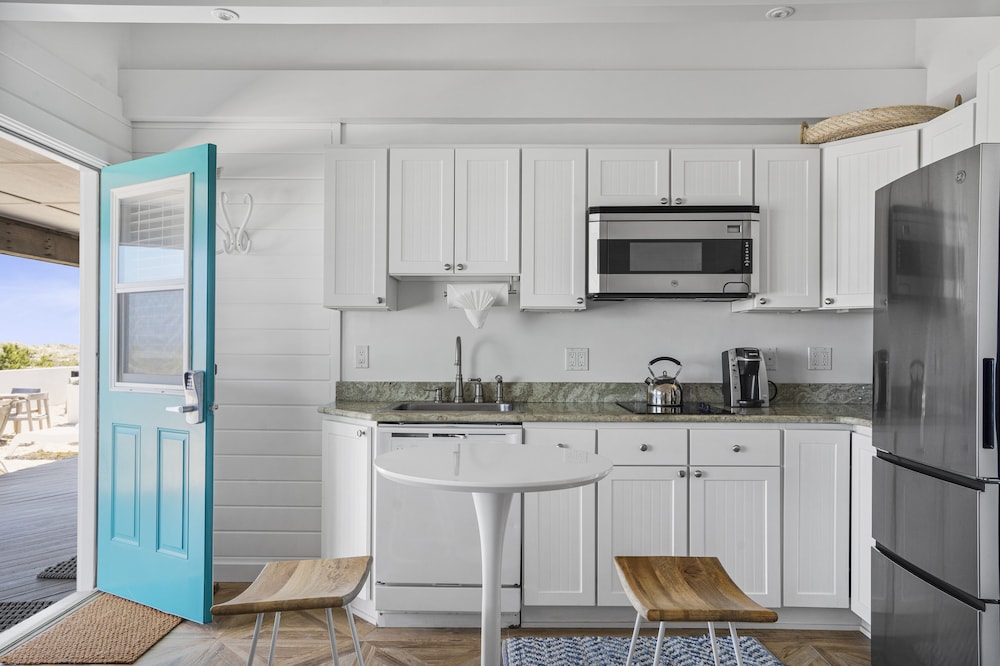 Apartamento 1 Cama queen 1 habitación del hotel Driftwood Resort On The Ocean. Foto 2