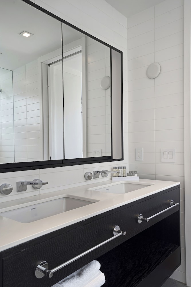 Casa de campo, 2 habitaciones (Executive Cottage) del hotel Driftwood Resort On The Ocean. Foto 8