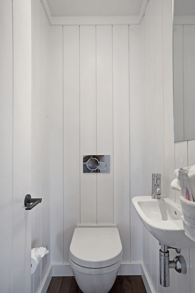 Casa de campo, 2 habitaciones (Executive Cottage) del hotel Driftwood Resort On The Ocean. Foto 10