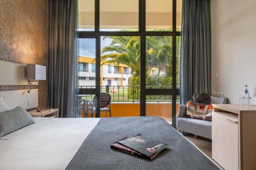 Habitación Doble adaptada para personas con discapacidad - 1 o 2 camas del hotel Vila Park. Foto 8
