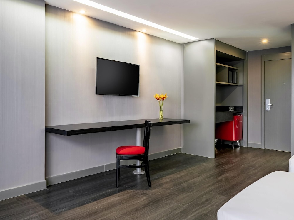 Habitación superior con 2 camas individuales del hotel Grand Mercure Brasilia Eixo Monumental. Foto 3