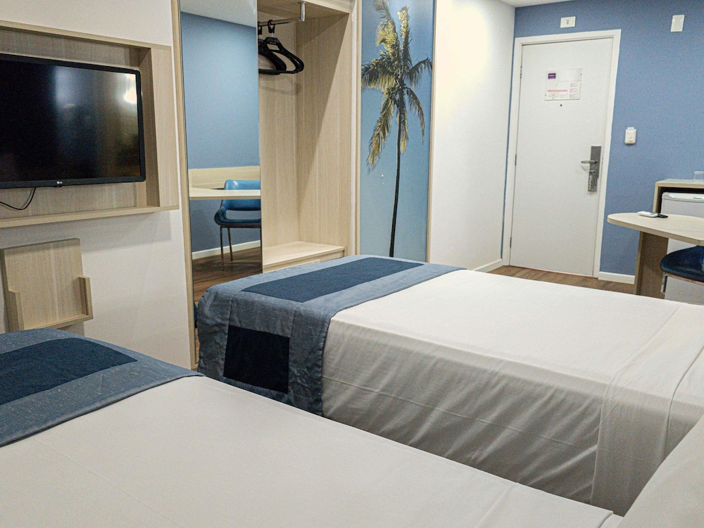 Habitación Classic con dos camas individuales del hotel Mercure Recife Navegantes. Foto 1