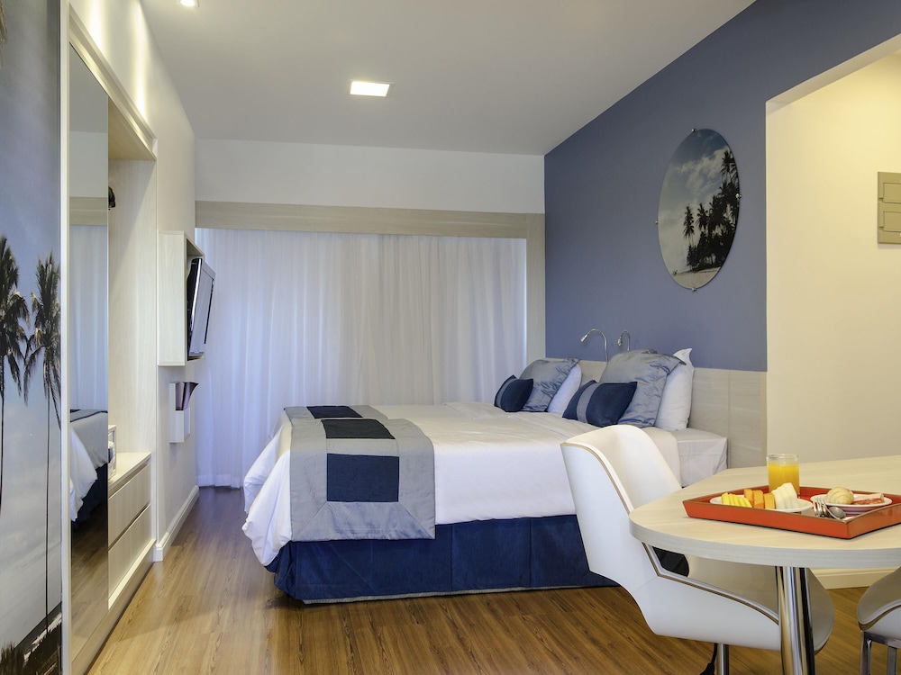 Habitación Classic con dos camas individuales del hotel Mercure Recife Navegantes. Foto 7