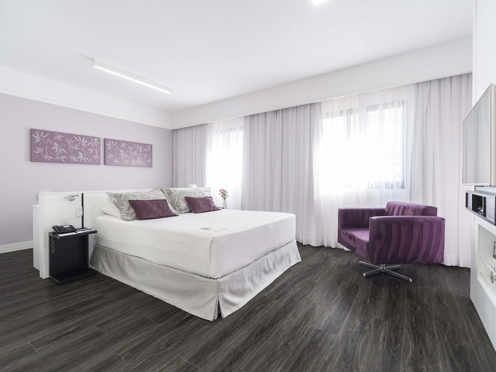 Apartamento de categoría superior con cama de matrimonio del hotel Mercure Sao Paulo Ibirapuera Privilege. Foto 6