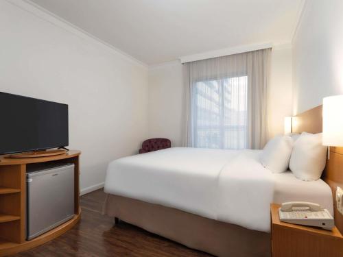 Habitación Doble Superior con Balcón del hotel Mercure São Paulo Paulista. Foto 4